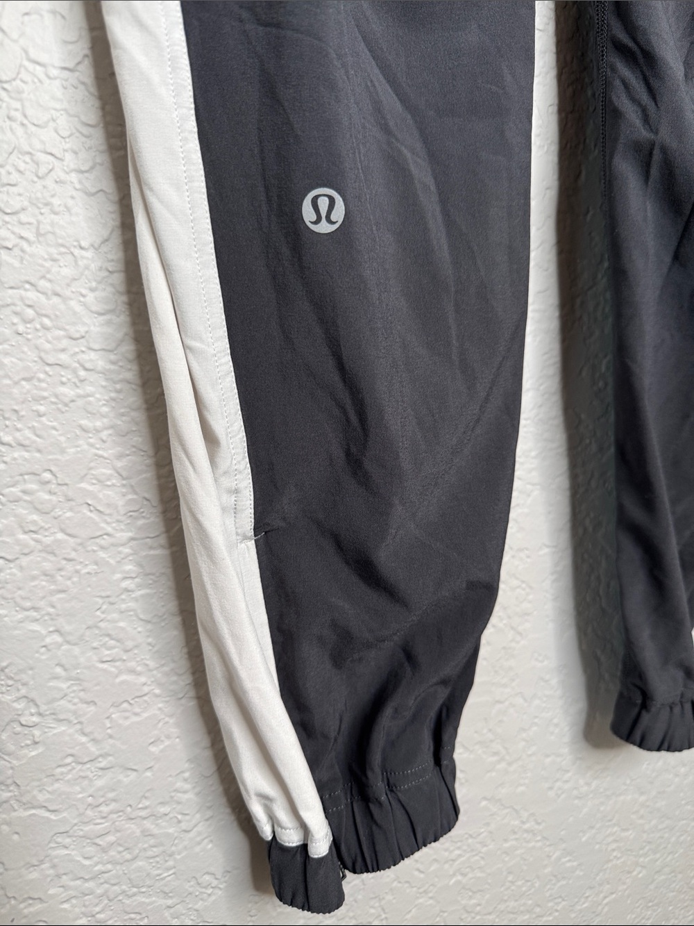 Lululemon Adapted State High-Rise Jogger Track Pants Colourblock Size 6 Two Tone - Picture 6 of 10